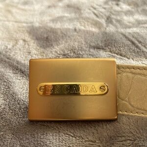 Vintage Escada beige crocodile style women’s belt